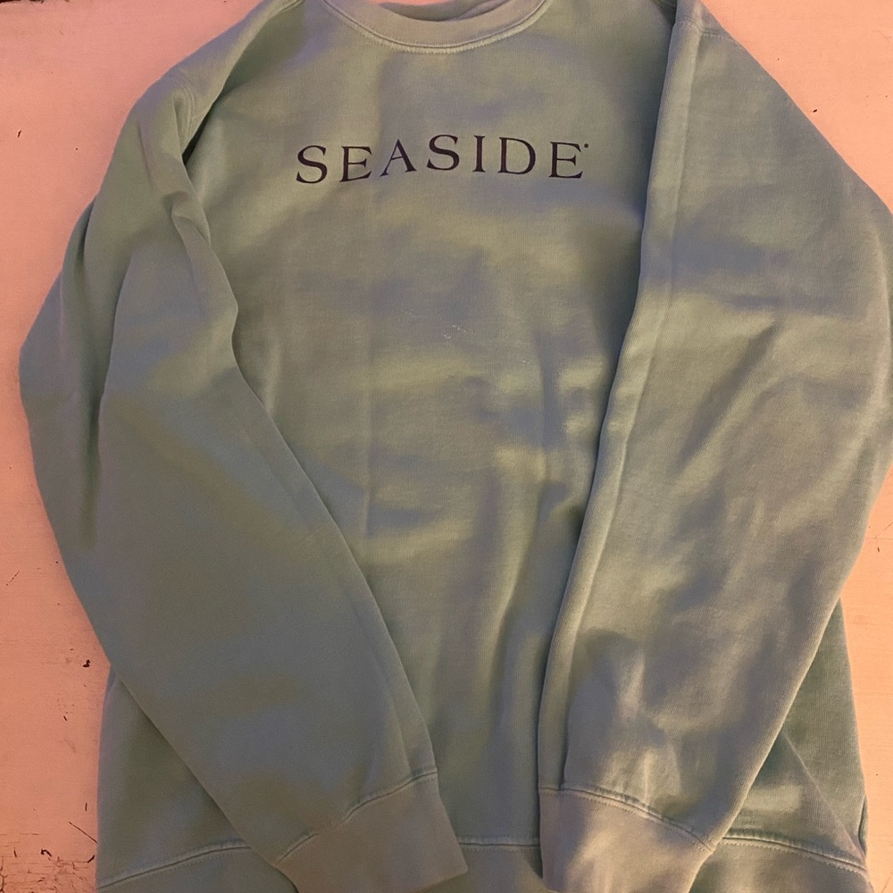 Medium blue seaside sweatshirt